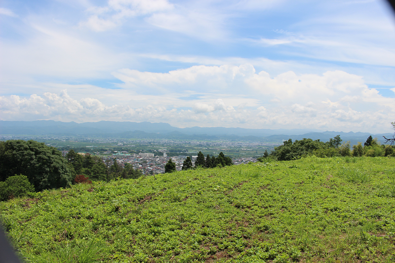 桑折西山城本丸跡