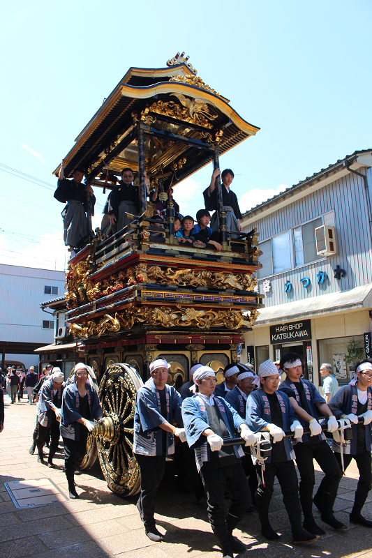 城端曳山祭