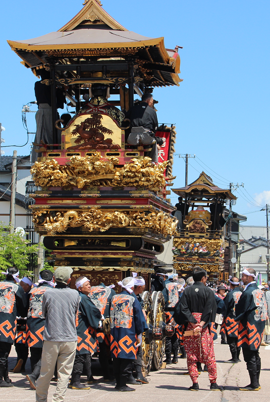 城端曳山祭