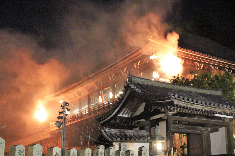 東大寺お水取り