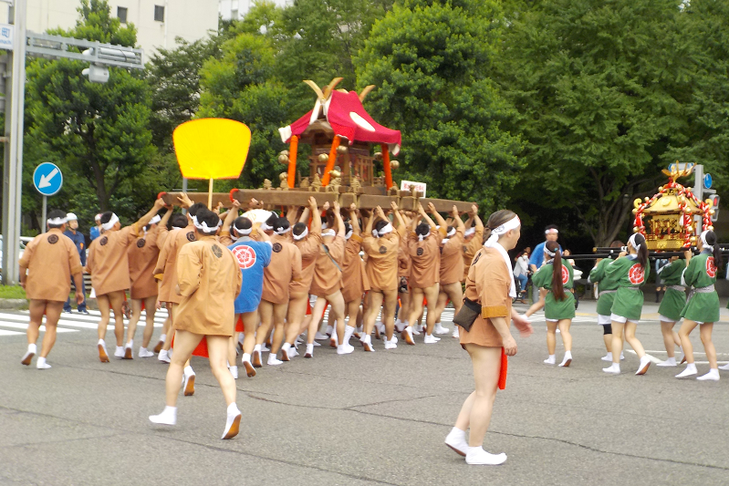 那古野神社例大祭