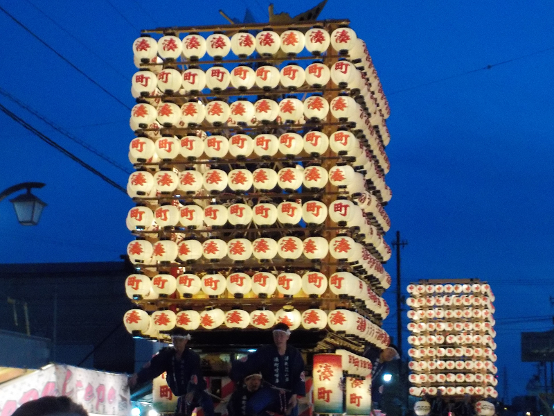 伏木曳山車祭