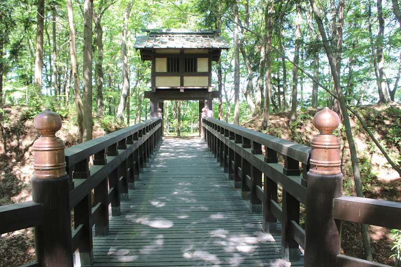 櫓門と橋