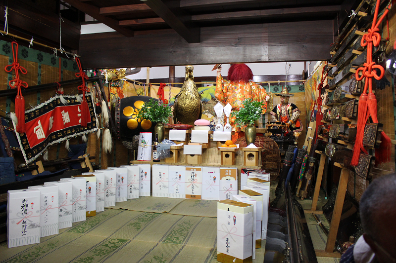 高岡御車山祭