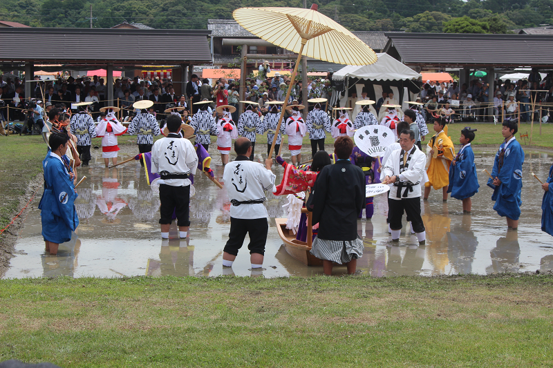 磯部の御神田