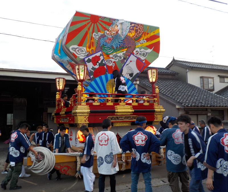 岩瀬曳山車祭